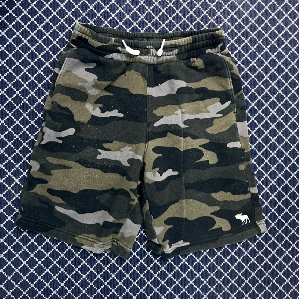 Abercrombie Camo Shorts 13/14 - Picture 1 of 2